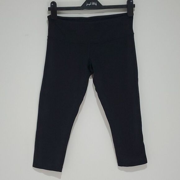 LULULEMON black size 8 cropped leggings - Picture 1 of 8